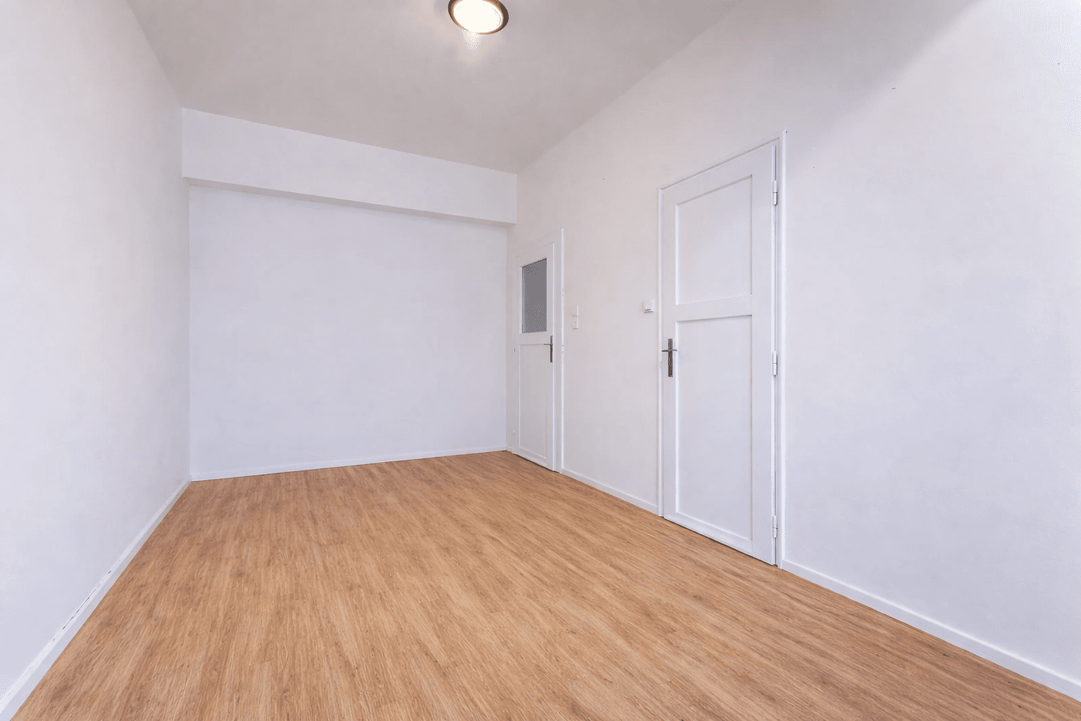 1 bedroom with open-plan kitchen flat for sale, 46 m², Viklefova, Prague, Prague 1 bedroom with open-plan kitchen flat for sale, 46 m², Viklefova, Prague, Prague