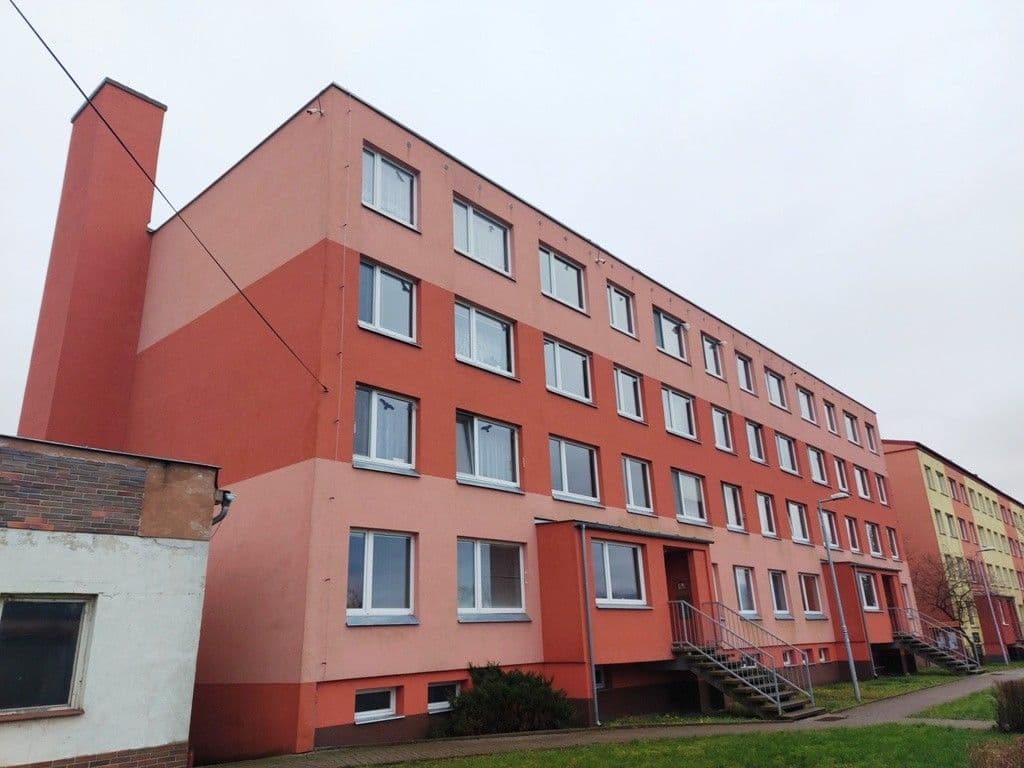 1 bedroom with open-plan kitchen flat to rent, 42 m², Sídliště pionýrů, Úštěk, Ústecký Region 1 bedroom with open-plan kitchen flat to rent, 42 m², Sídliště pionýrů, Úštěk, Ústecký Region