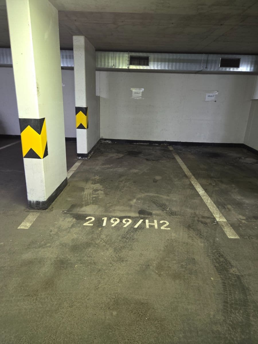 garage to rent, 15 m², Prague, Prague garage to rent, 15 m², Prague, Prague