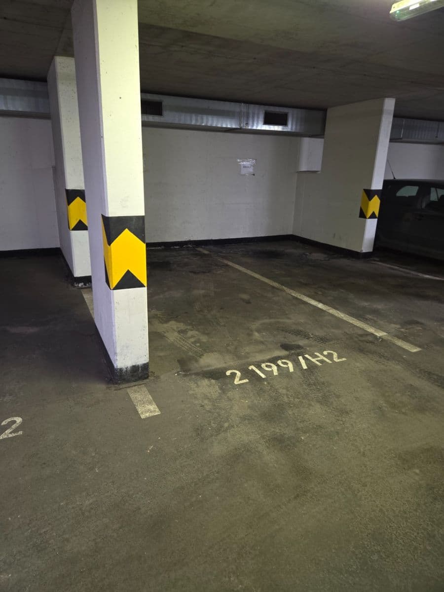 garage to rent, 15 m², Prague, Prague garage to rent, 15 m², Prague, Prague