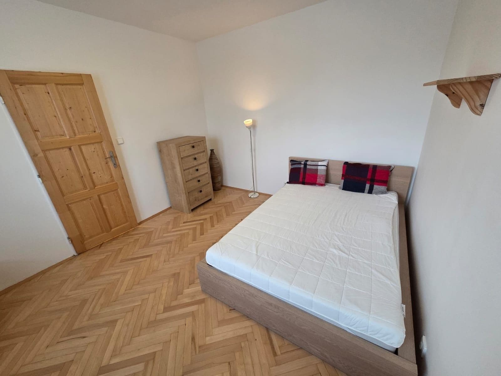2 bedroom flat to rent, 53 m², Hartigova, Prague, Prague 2 bedroom flat to rent, 53 m², Hartigova, Prague, Prague