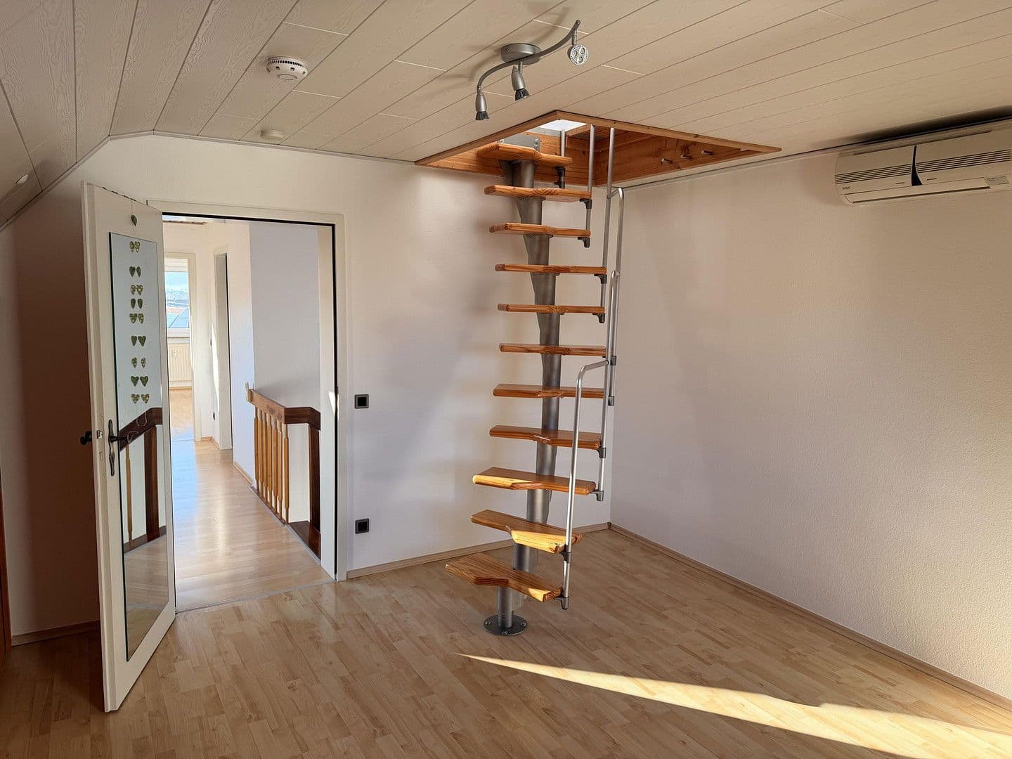 3 bedroom with open-plan kitchen flat for sale, 140 m², Schlossstraße 15, Geislingen, Baden-Württemberg 3 bedroom with open-plan kitchen flat for sale, 140 m², Schlossstraße 15, Geislingen, Baden-Württemberg