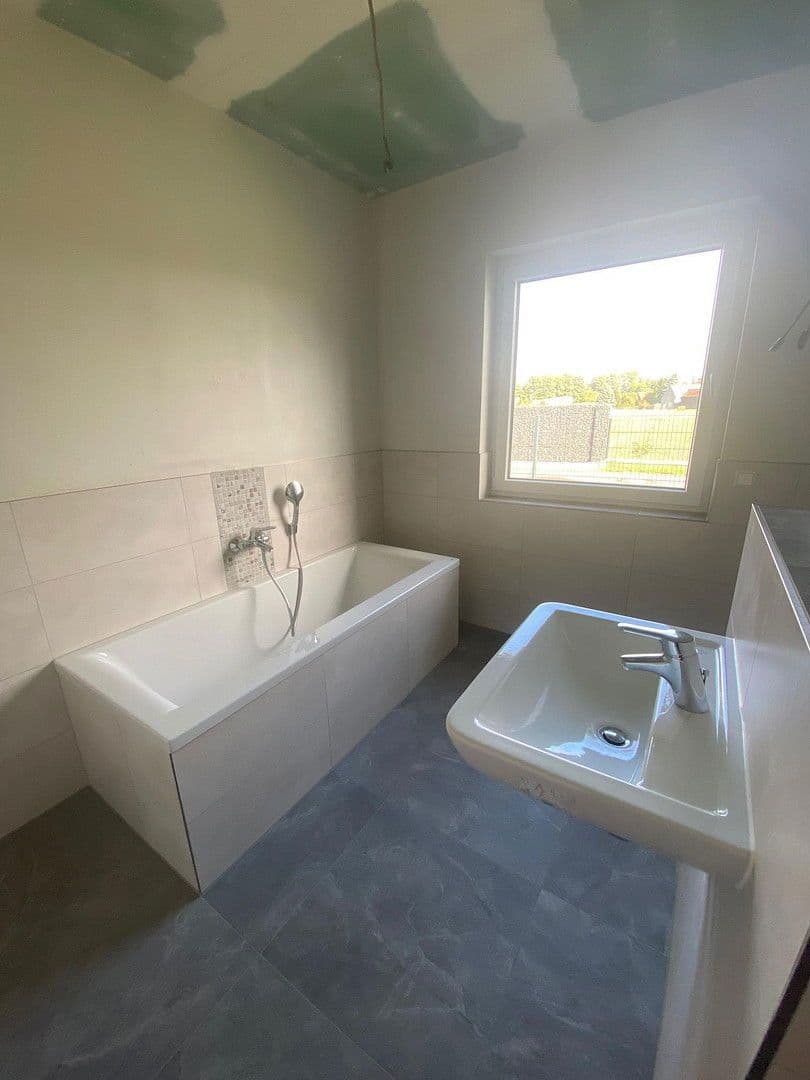 house for sale, 151 m², Ponnsdorfer Weg 4, Sonnewalde, Brandenburg house for sale, 151 m², Ponnsdorfer Weg 4, Sonnewalde, Brandenburg