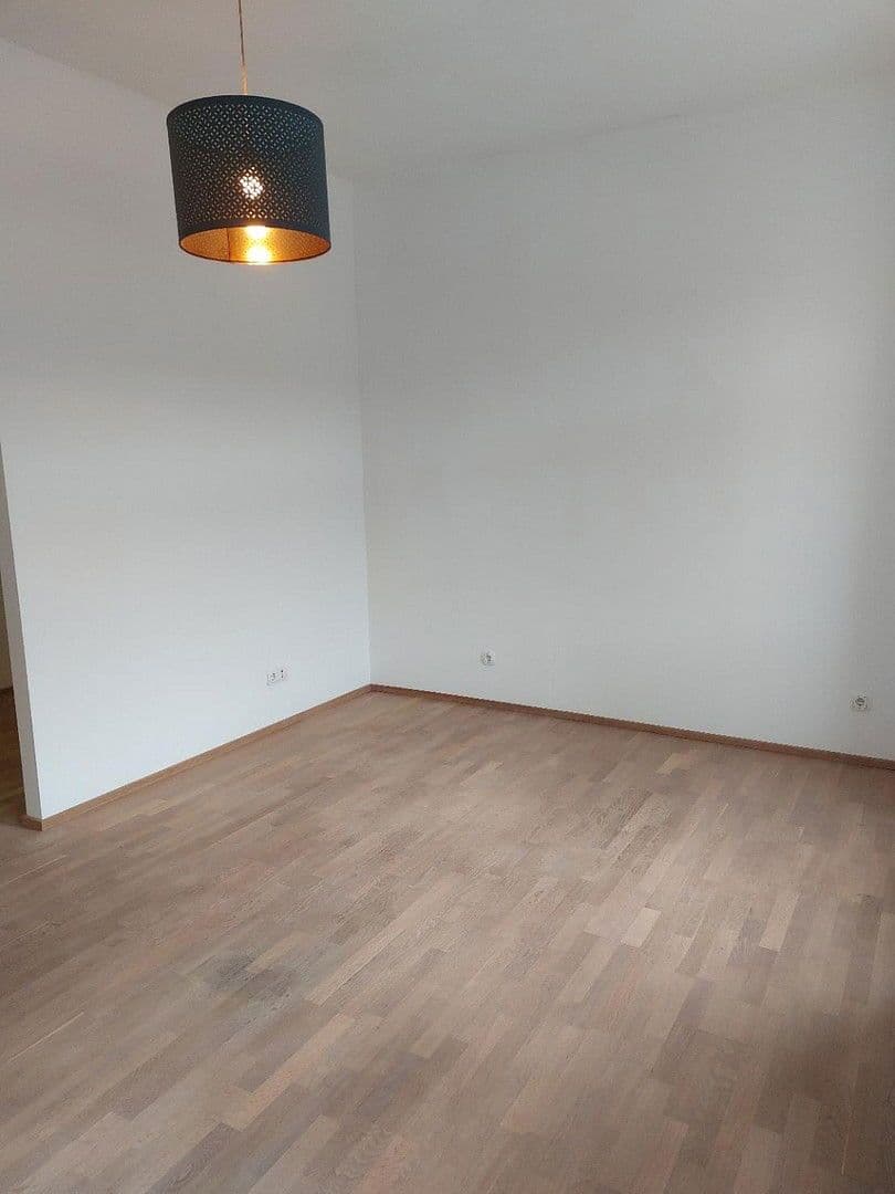 2 bedroom flat to rent, 38 m², Wienerstr. 29, Linz, Upper Austria 2 bedroom flat to rent, 38 m², Wienerstr. 29, Linz, Upper Austria
