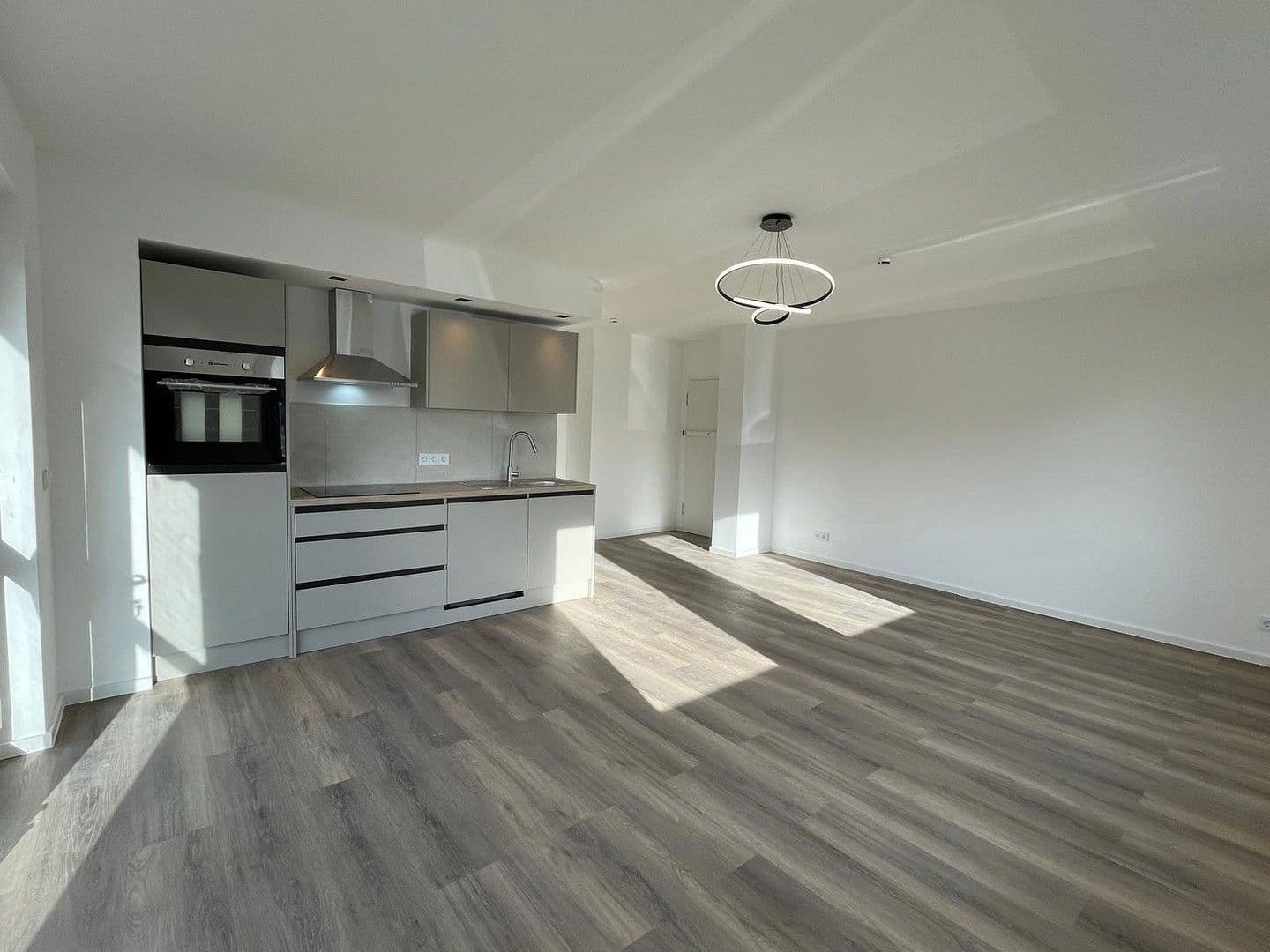 2 bedroom flat to rent, 56 m², Taunusstraße 7, Kerpen, North Rhine-Westphalia 2 bedroom flat to rent, 56 m², Taunusstraße 7, Kerpen, North Rhine-Westphalia