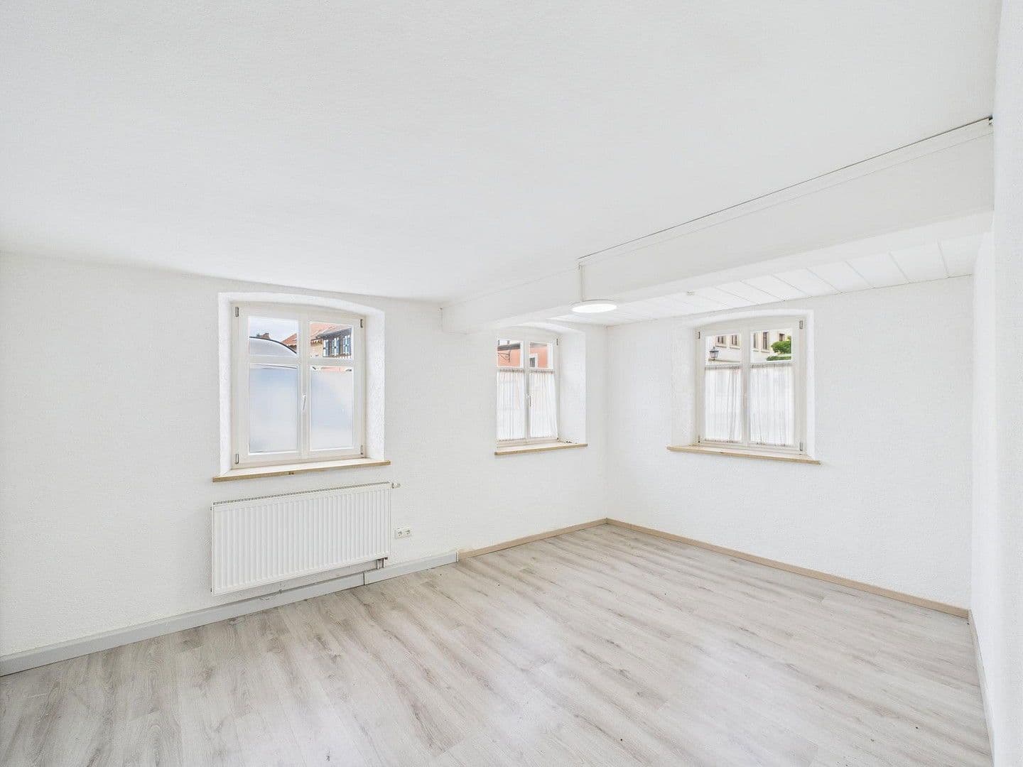 house to rent, 280 m², Marktplatz 17, Baunach, Bavaria house to rent, 280 m², Marktplatz 17, Baunach, Bavaria