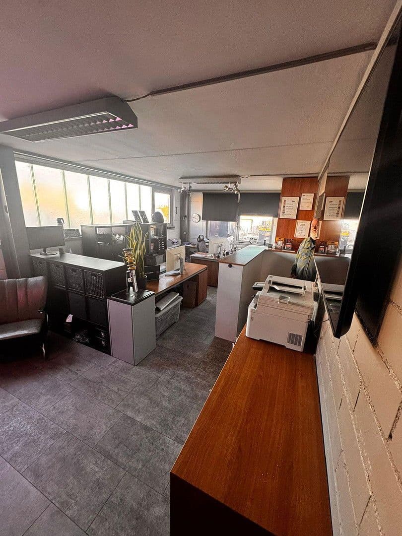 non-residential property for sale, 1,500 m², Estenfeld, Bavaria non-residential property for sale, 1,500 m², Estenfeld, Bavaria