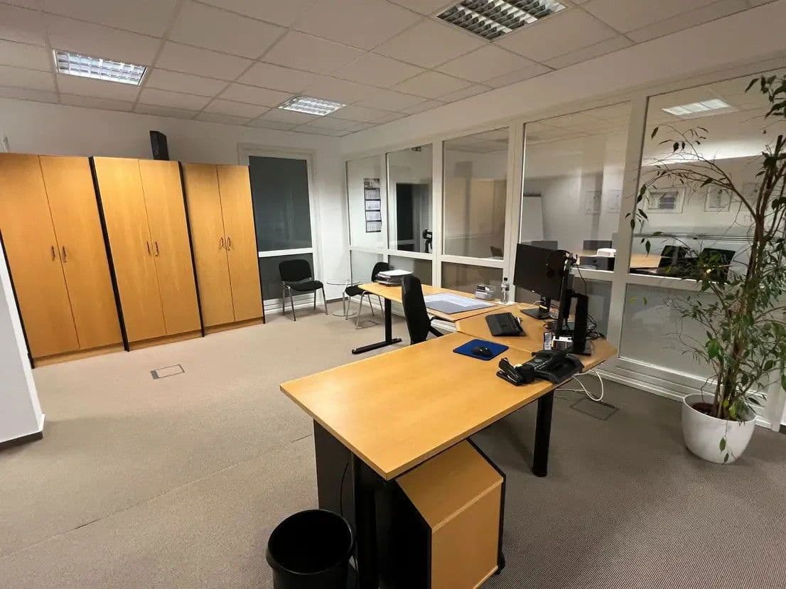 office to rent, 187 m², Warburger Straße 99, Paderborn, North Rhine-Westphalia office to rent, 187 m², Warburger Straße 99, Paderborn, North Rhine-Westphalia