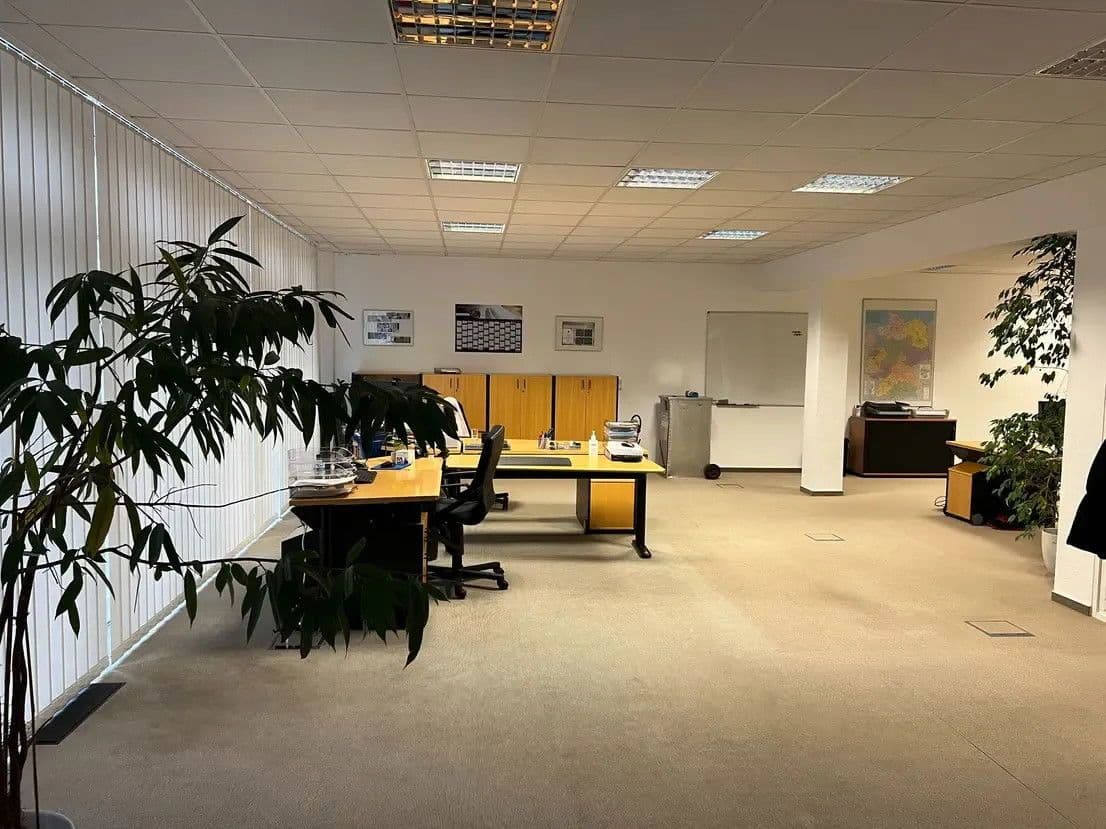 office to rent, 187 m², Warburger Straße 99, Paderborn, North Rhine-Westphalia office to rent, 187 m², Warburger Straße 99, Paderborn, North Rhine-Westphalia