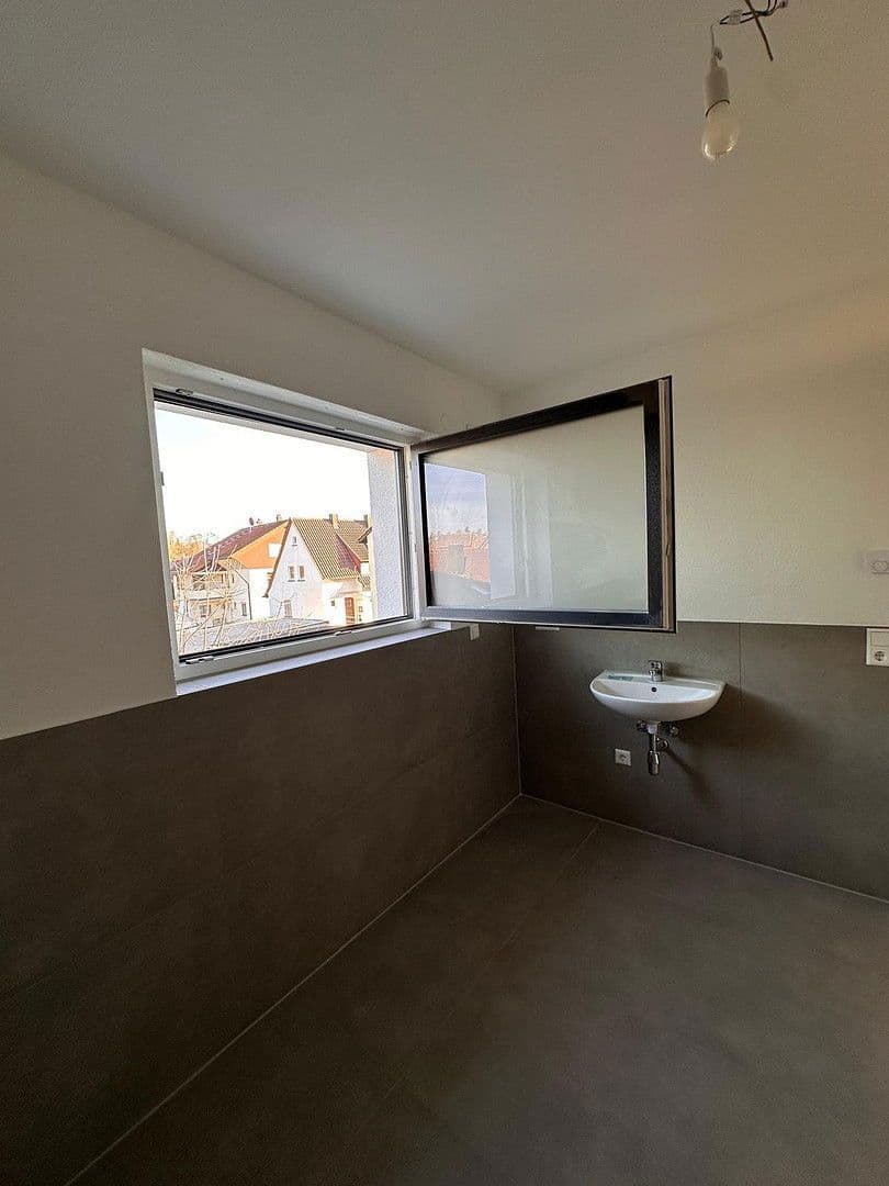 3 bedroom with open-plan kitchen flat to rent, 102 m², Markgröningen, Baden-Württemberg 3 bedroom with open-plan kitchen flat to rent, 102 m², Markgröningen, Baden-Württemberg