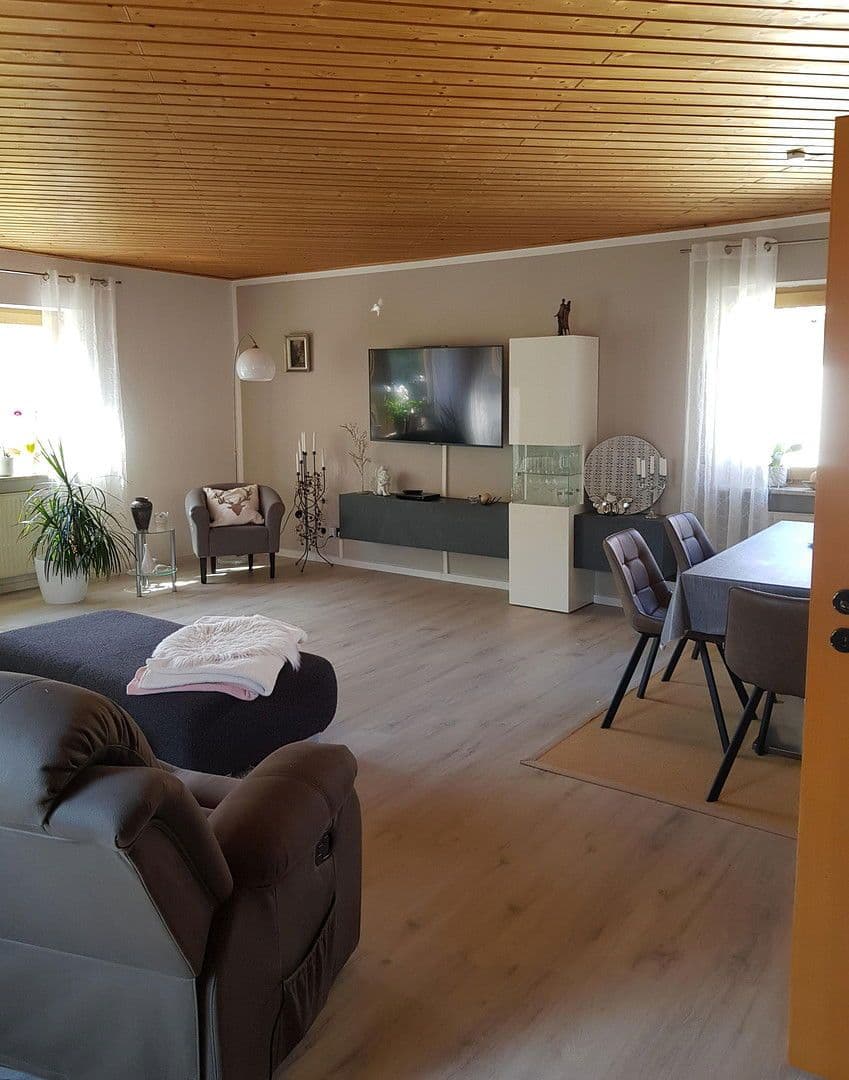 3 bedroom with open-plan kitchen flat for sale, 171 m², Henfenfeld, Bavaria 3 bedroom with open-plan kitchen flat for sale, 171 m², Henfenfeld, Bavaria