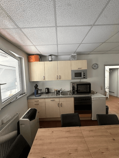 non-residential property to rent, 670 m², Achern, Baden-Württemberg non-residential property to rent, 670 m², Achern, Baden-Württemberg