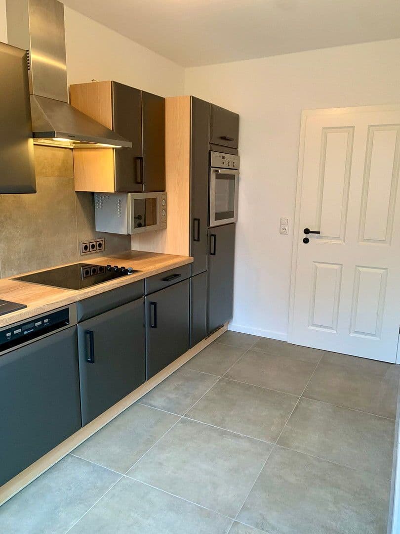 4 bedroom flat to rent, 96 m², Hardegsen, Lower Saxony 4 bedroom flat to rent, 96 m², Hardegsen, Lower Saxony