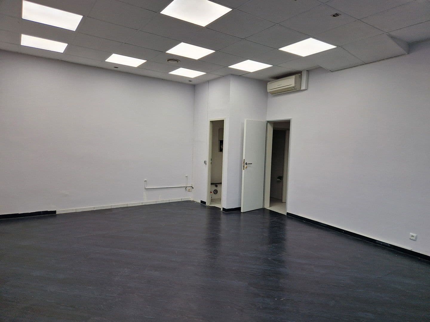 non-residential property to rent, 37 m², Bahnstrasse 28-30, Erkrath, North Rhine-Westphalia non-residential property to rent, 37 m², Bahnstrasse 28-30, Erkrath, North Rhine-Westphalia