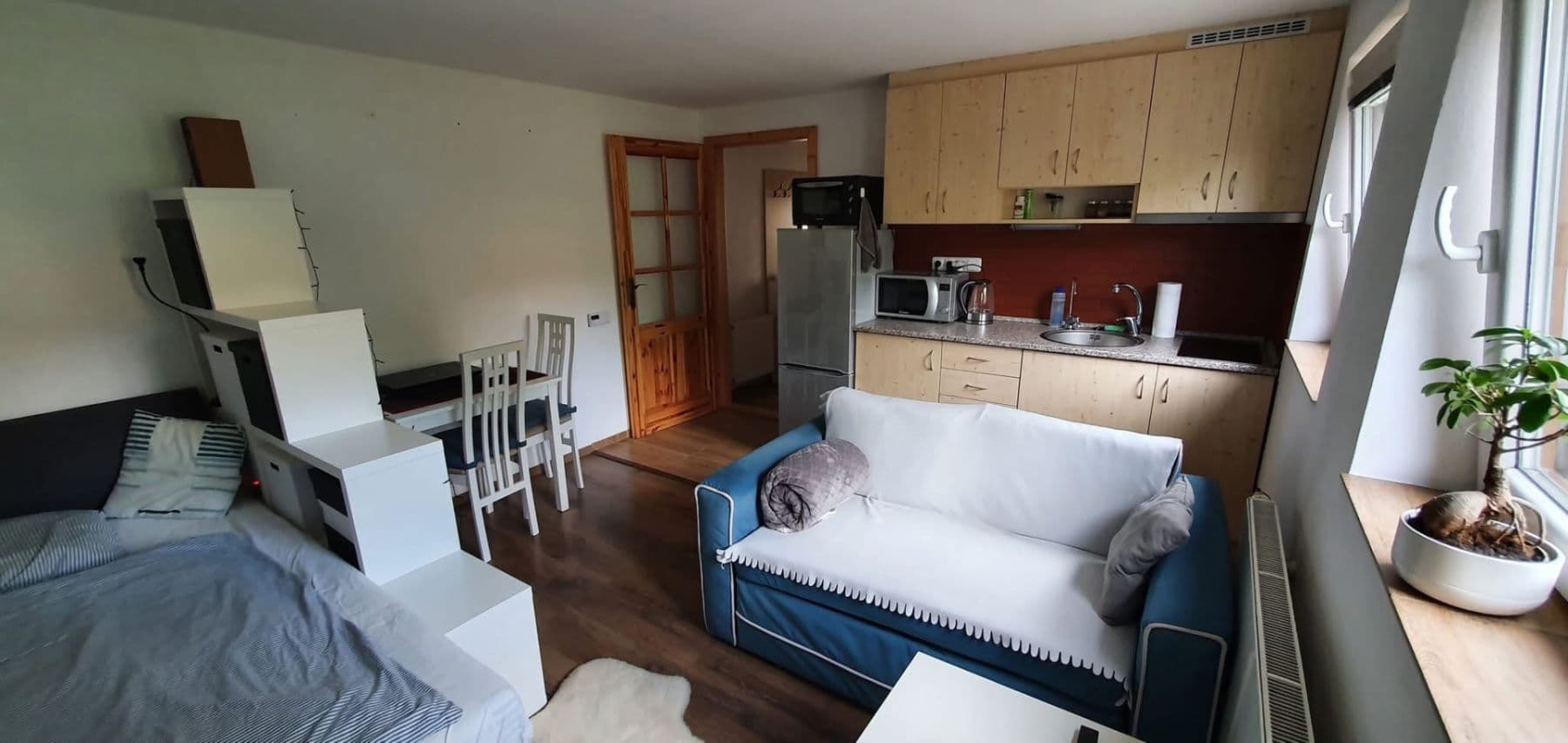 Studio flat to rent, 24 m², Jana Nepomuckého, Březí, Středočeský Region Studio flat to rent, 24 m², Jana Nepomuckého, Březí, Středočeský Region