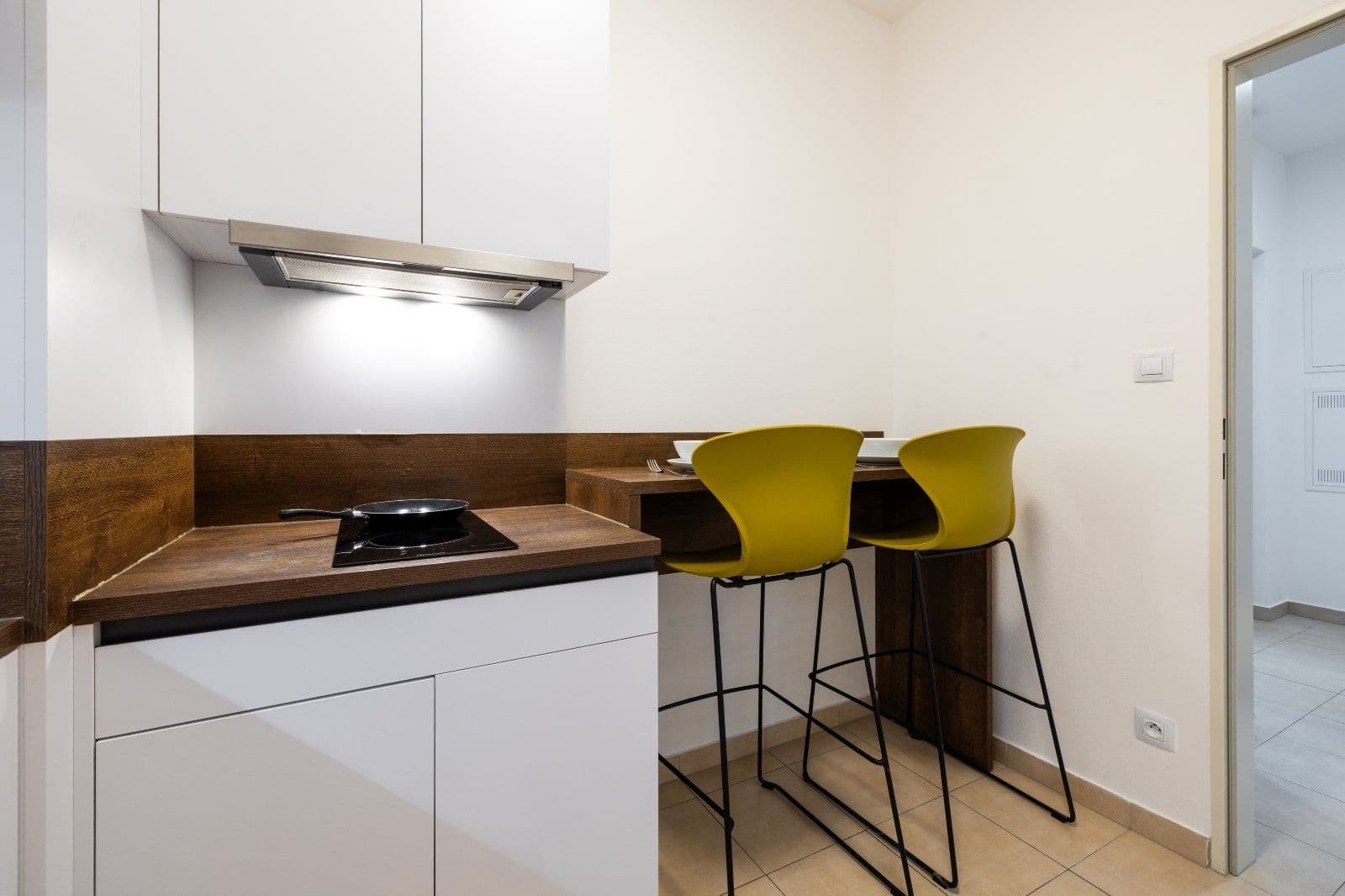 2 bedroom flat to rent, 54 m², Magisterská, Plzeň, Plzeňský Region 2 bedroom flat to rent, 54 m², Magisterská, Plzeň, Plzeňský Region