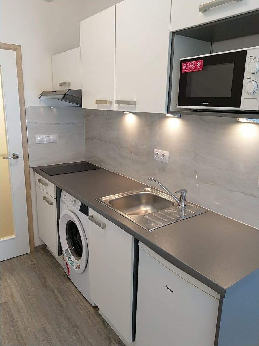 Studio flat for sale, 32 m², Poříčí, Brno, Jihomoravský Region Studio flat for sale, 32 m², Poříčí, Brno, Jihomoravský Region