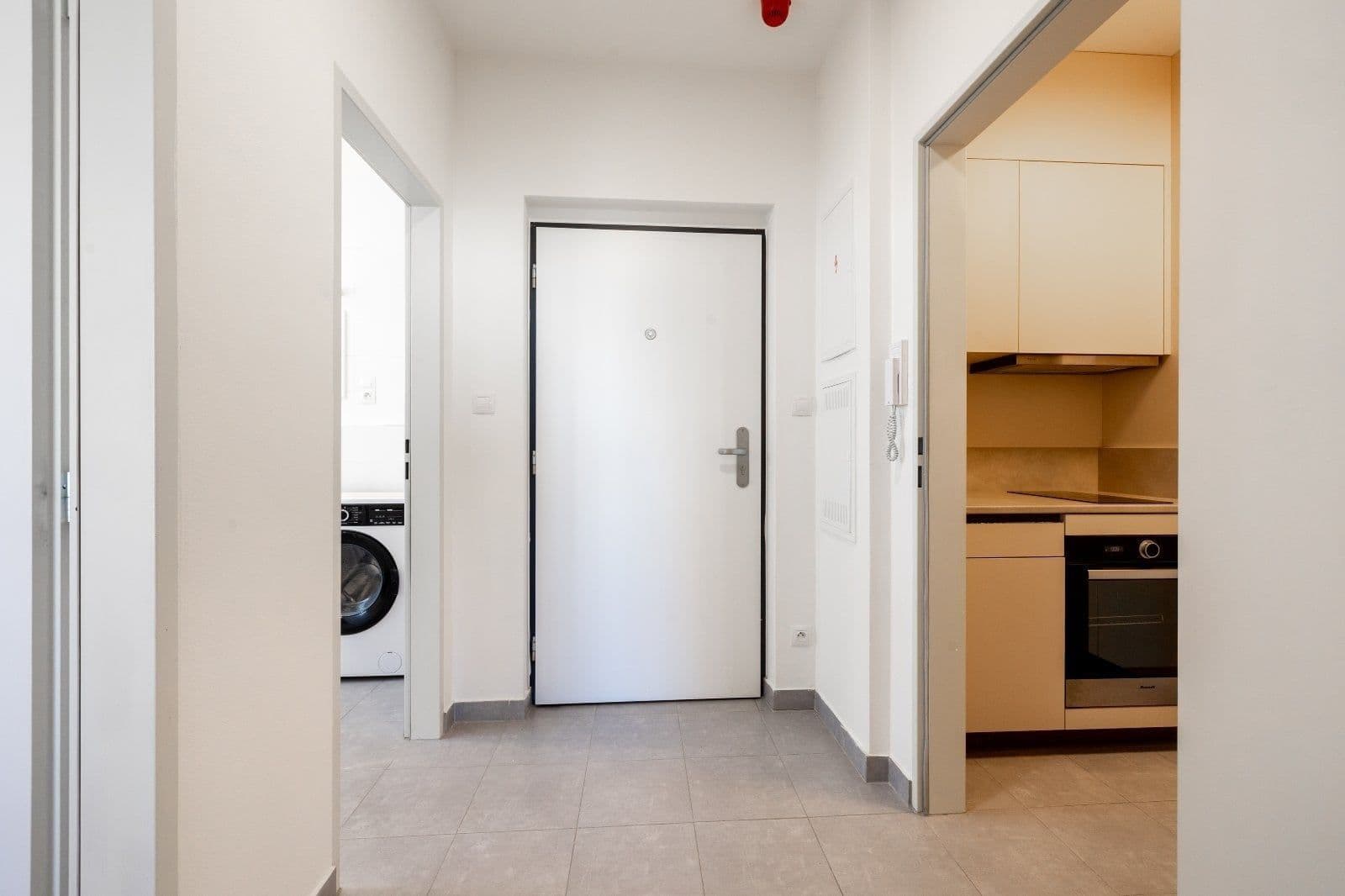 2 bedroom flat to rent, 43 m², Magisterská, Plzeň, Plzeňský Region 2 bedroom flat to rent, 43 m², Magisterská, Plzeň, Plzeňský Region