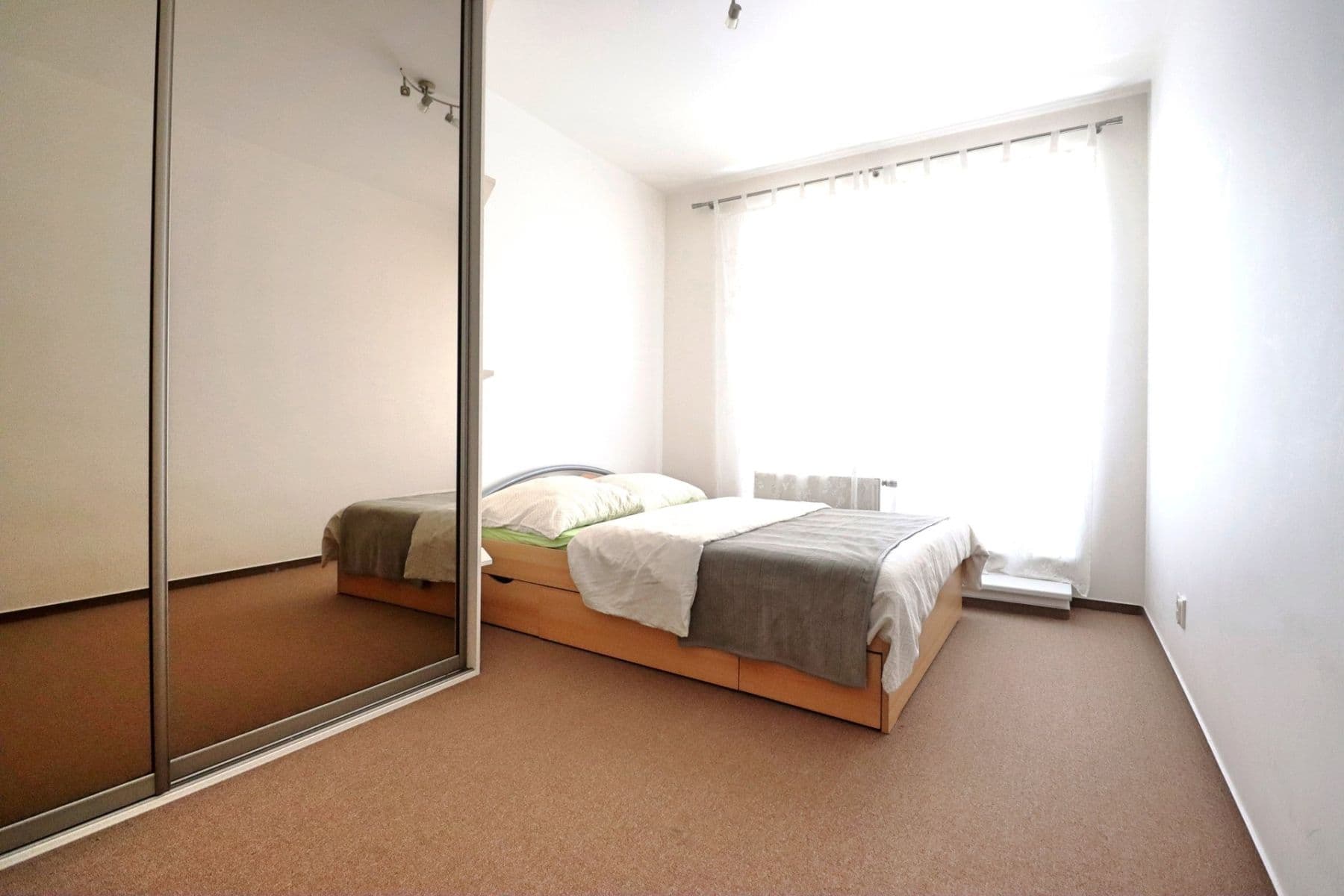 2 bedroom with open-plan kitchen flat to rent, 81 m², Sicherova, Prague, Prague 2 bedroom with open-plan kitchen flat to rent, 81 m², Sicherova, Prague, Prague