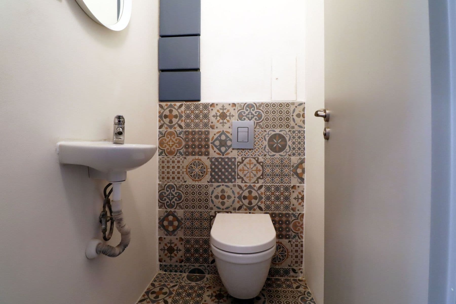 2 bedroom with open-plan kitchen flat to rent, 56 m², Čimická, Prague, Prague 2 bedroom with open-plan kitchen flat to rent, 56 m², Čimická, Prague, Prague