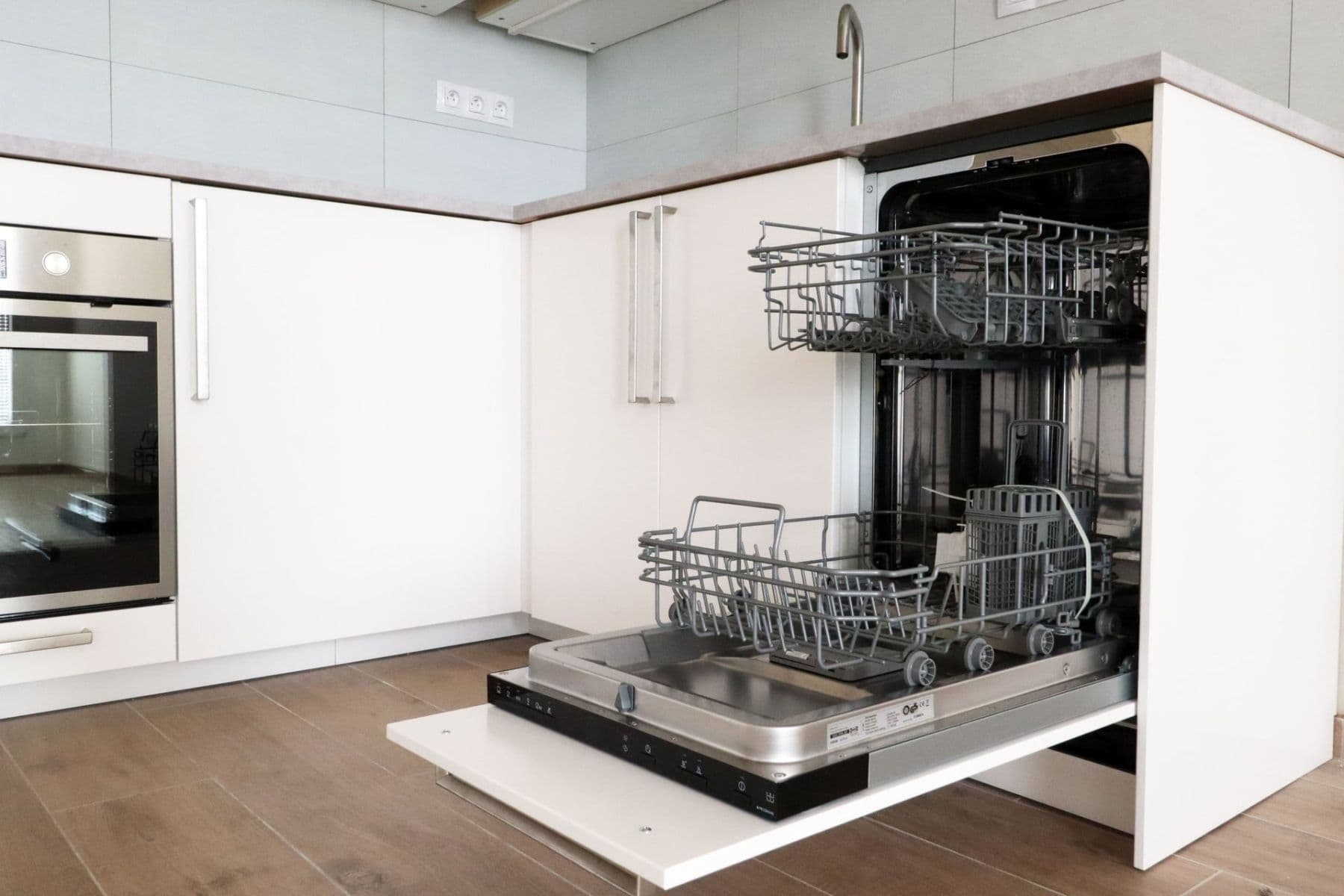 1 bedroom with open-plan kitchen flat to rent, 50 m², Otýlie Beníškové, Plzeň, Plzeňský Region 1 bedroom with open-plan kitchen flat to rent, 50 m², Otýlie Beníškové, Plzeň, Plzeňský Region