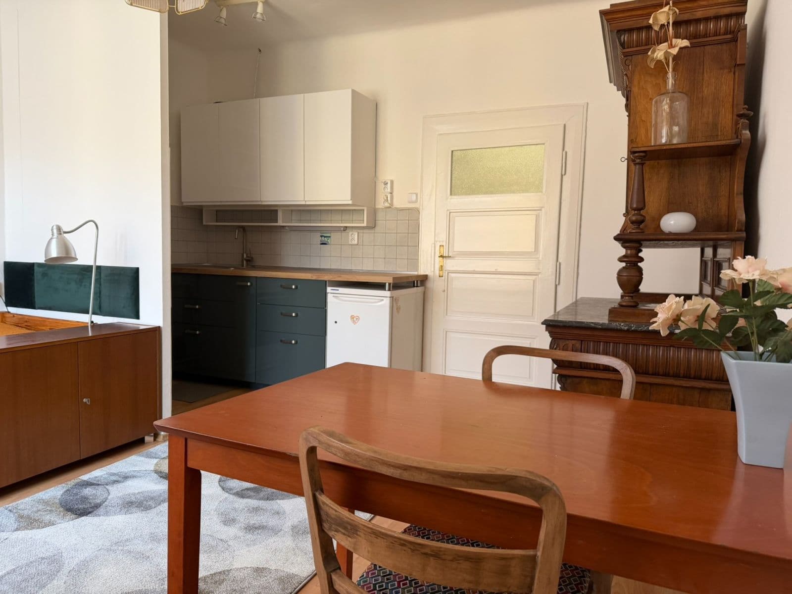 Studio flat to rent, 35 m², Bartoškova, Prague, Prague Studio flat to rent, 35 m², Bartoškova, Prague, Prague