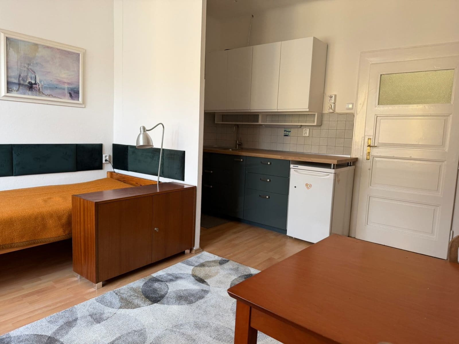 Studio flat to rent, 35 m², Bartoškova, Prague, Prague Studio flat to rent, 35 m², Bartoškova, Prague, Prague