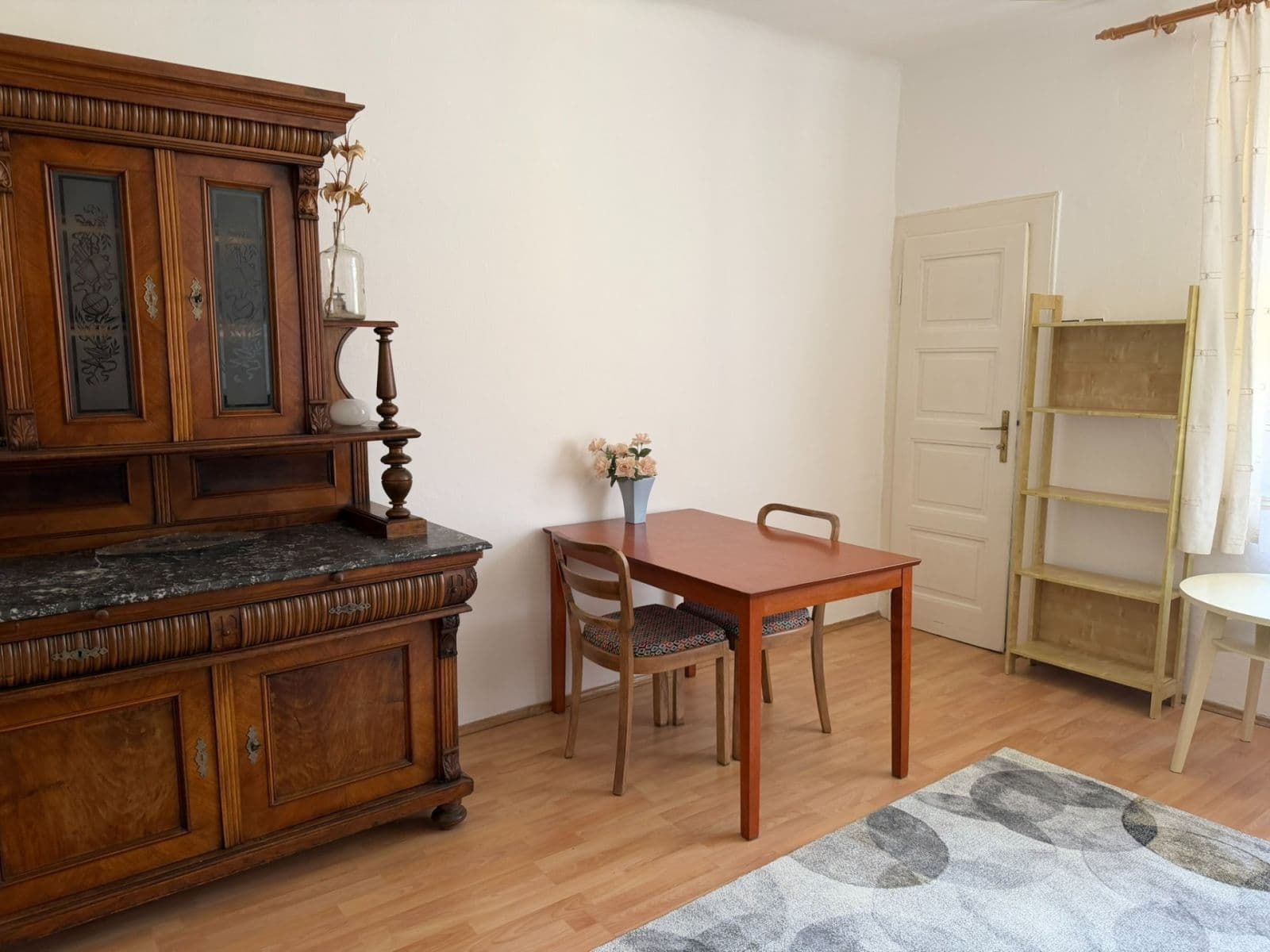 Studio flat to rent, 35 m², Bartoškova, Prague, Prague Studio flat to rent, 35 m², Bartoškova, Prague, Prague