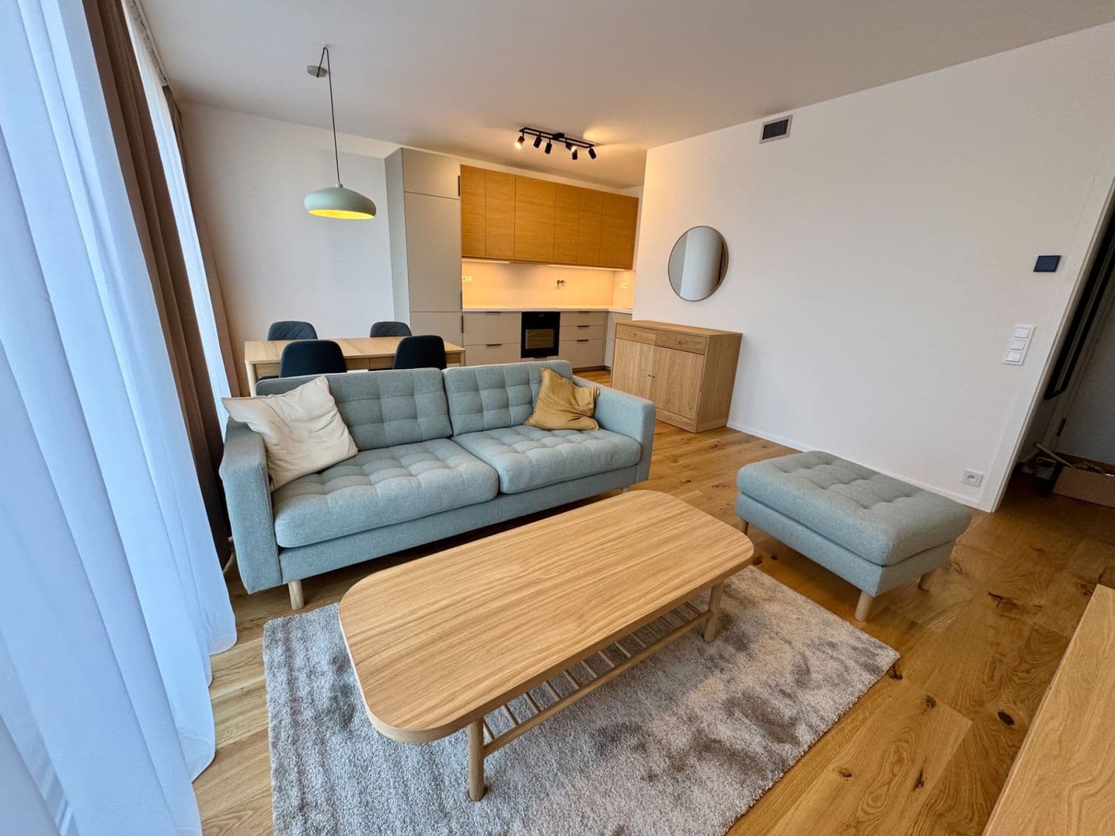 1 bedroom with open-plan kitchen flat to rent, 110 m², U Komína, Prague, Prague 1 bedroom with open-plan kitchen flat to rent, 110 m², U Komína, Prague, Prague