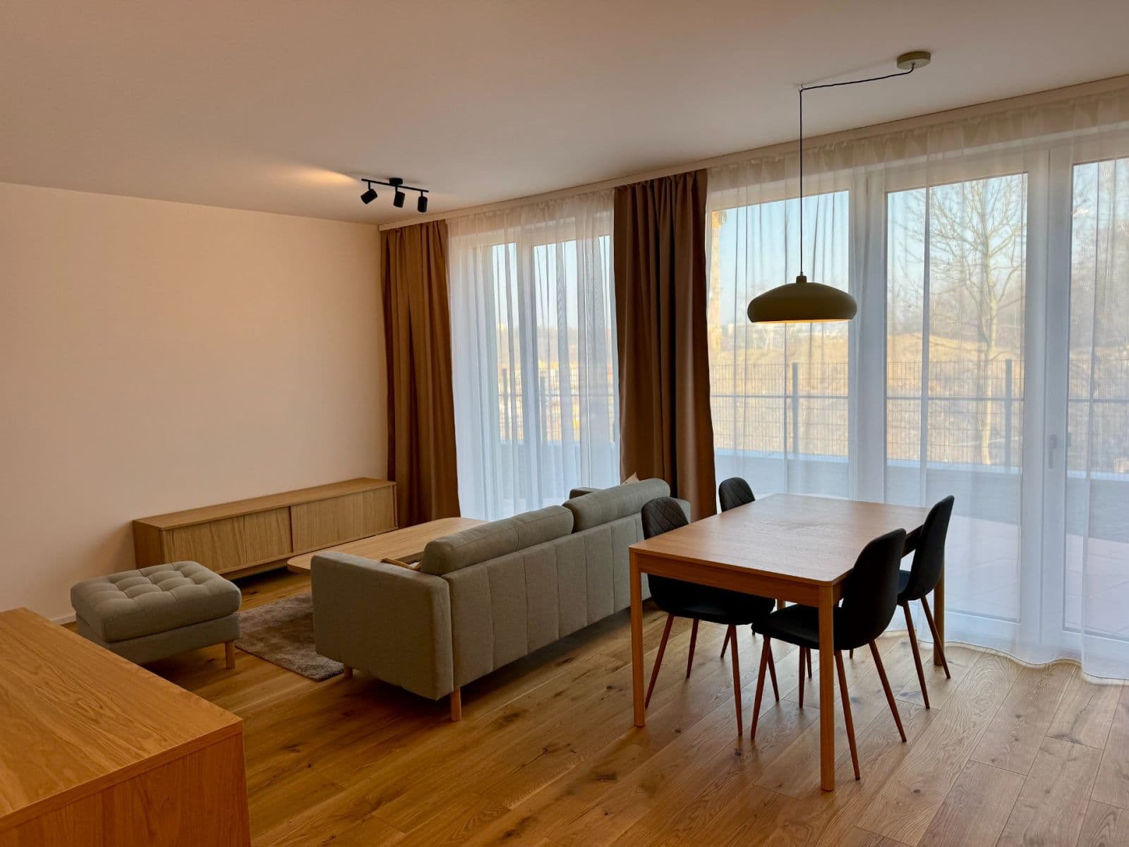 1 bedroom with open-plan kitchen flat to rent, 110 m², U Komína, Prague, Prague 1 bedroom with open-plan kitchen flat to rent, 110 m², U Komína, Prague, Prague