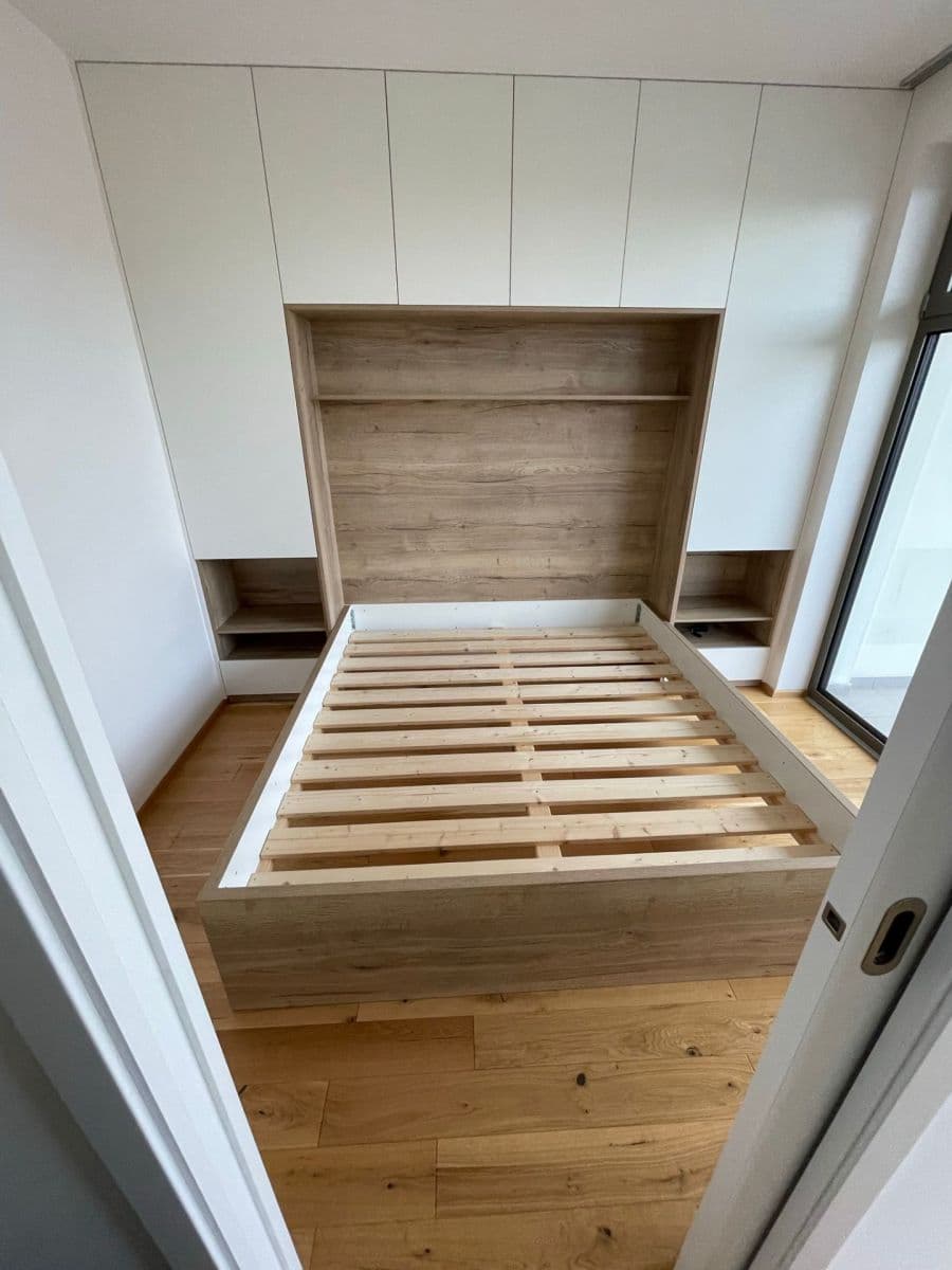 1 bedroom with open-plan kitchen flat to rent, 48 m², Na Valentince, Prague, Prague 1 bedroom with open-plan kitchen flat to rent, 48 m², Na Valentince, Prague, Prague