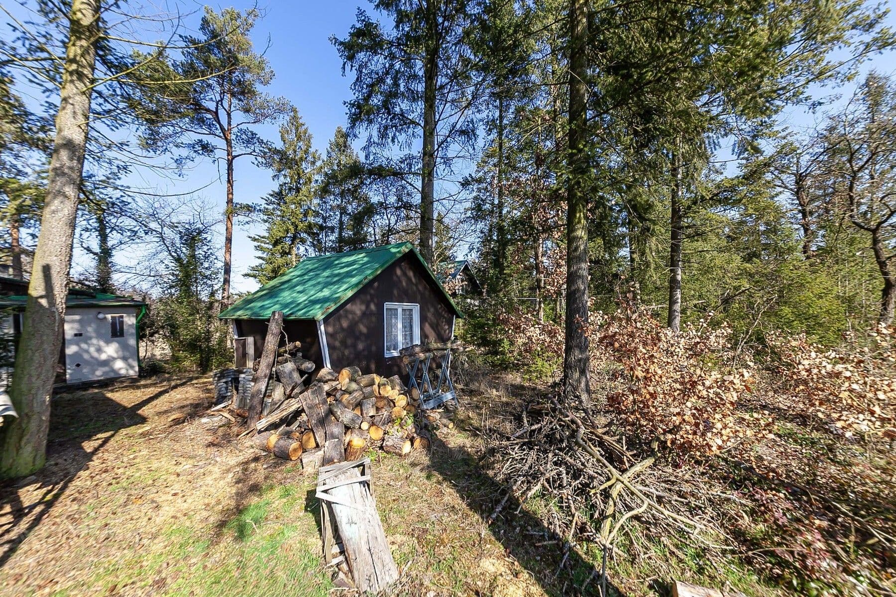 recreational property for sale, 1,440 m², Malá Hraštice, Středočeský Region recreational property for sale, 1,440 m², Malá Hraštice, Středočeský Region