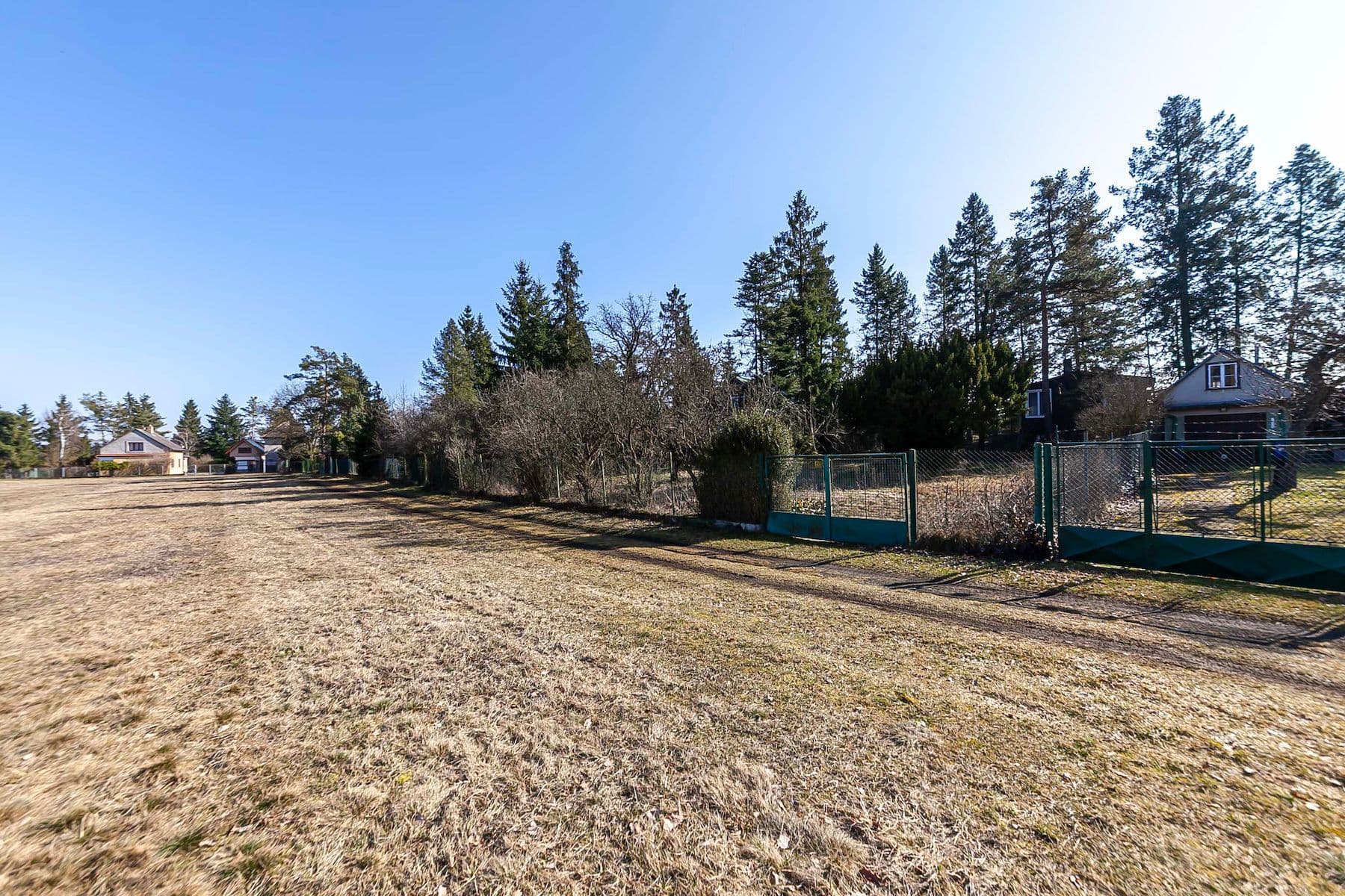 recreational property for sale, 1,440 m², Malá Hraštice, Středočeský Region recreational property for sale, 1,440 m², Malá Hraštice, Středočeský Region