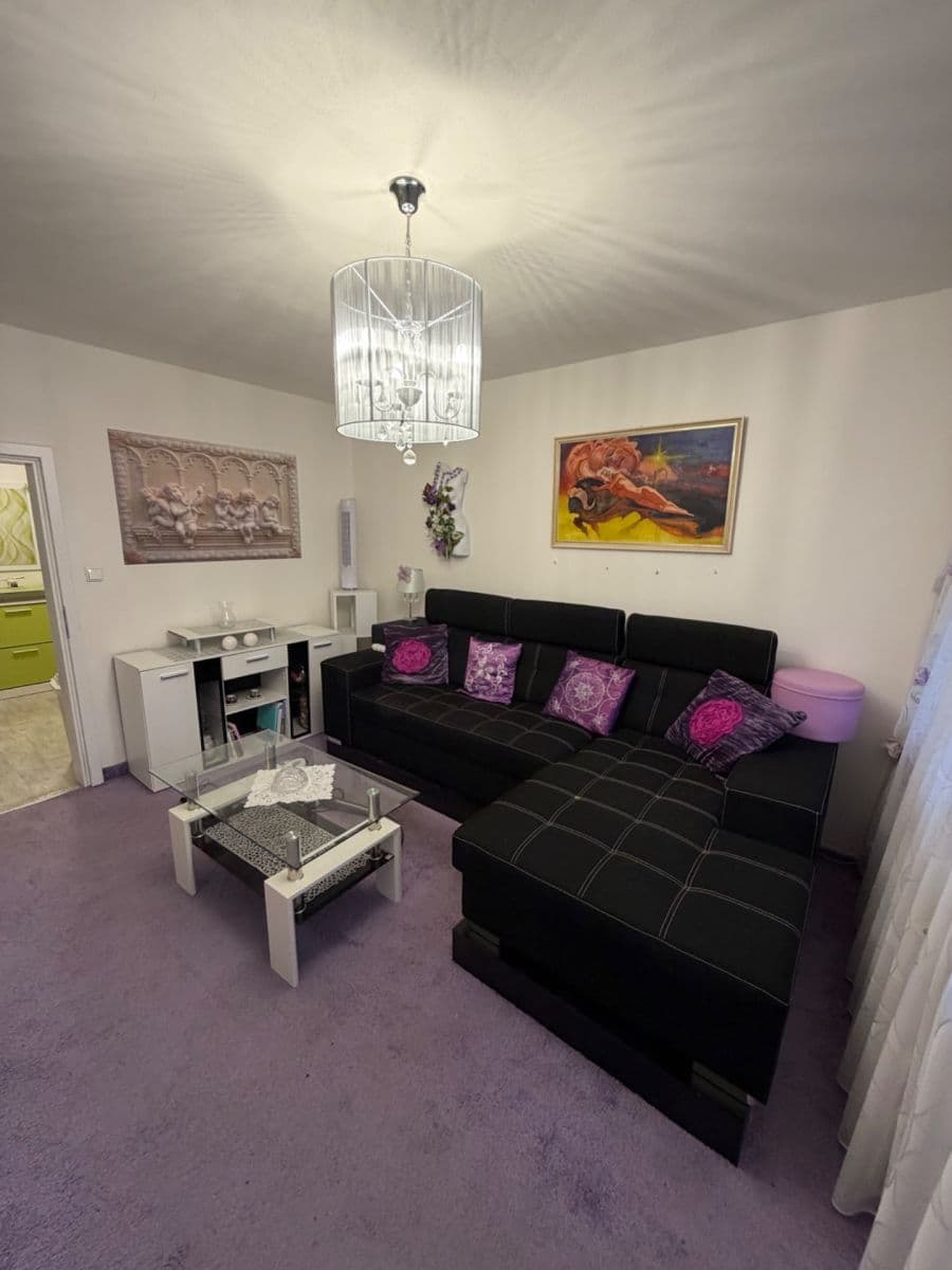 2 bedroom flat to rent, 60 m², Terezie Brzkové, Plzeň, Plzeňský Region 2 bedroom flat to rent, 60 m², Terezie Brzkové, Plzeň, Plzeňský Region