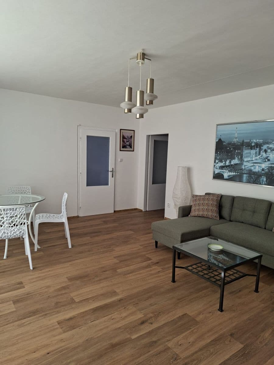 3 bedroom flat to rent, 82 m², Bašteckého, Prague, Prague 3 bedroom flat to rent, 82 m², Bašteckého, Prague, Prague