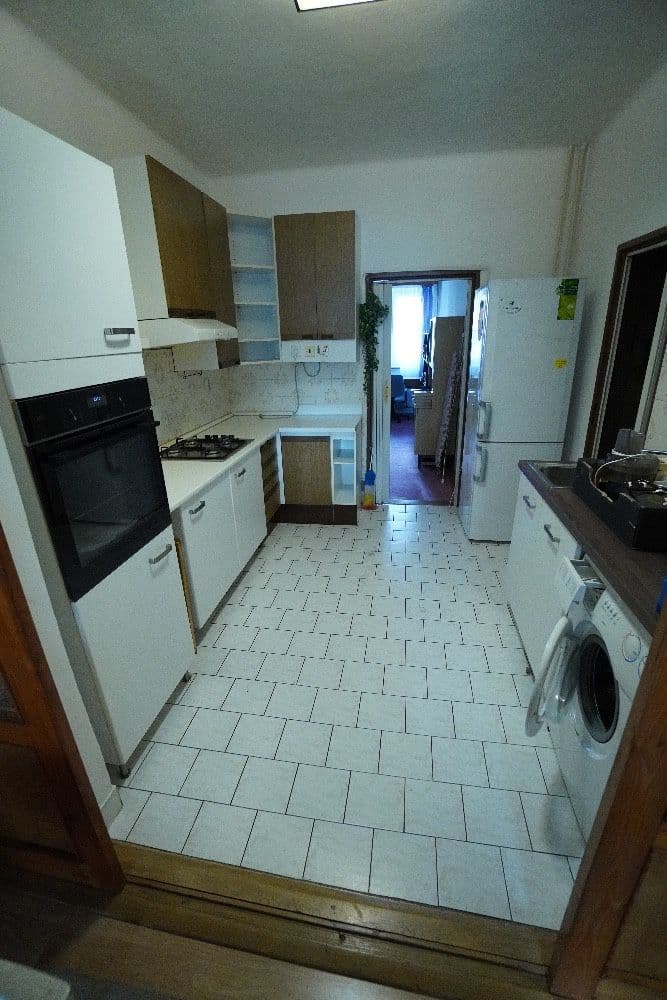 3 bedroom flat for sale, 64 m², 5. května, Prague, Prague 3 bedroom flat for sale, 64 m², 5. května, Prague, Prague