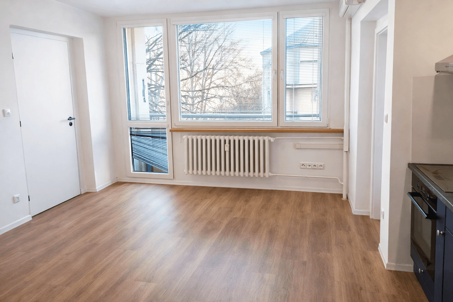 2 bedroom with open-plan kitchen flat to rent, 58 m², sídl. Hůrka, Kralupy nad Vltavou, Středočeský Region 2 bedroom with open-plan kitchen flat to rent, 58 m², sídl. Hůrka, Kralupy nad Vltavou, Středočeský Region