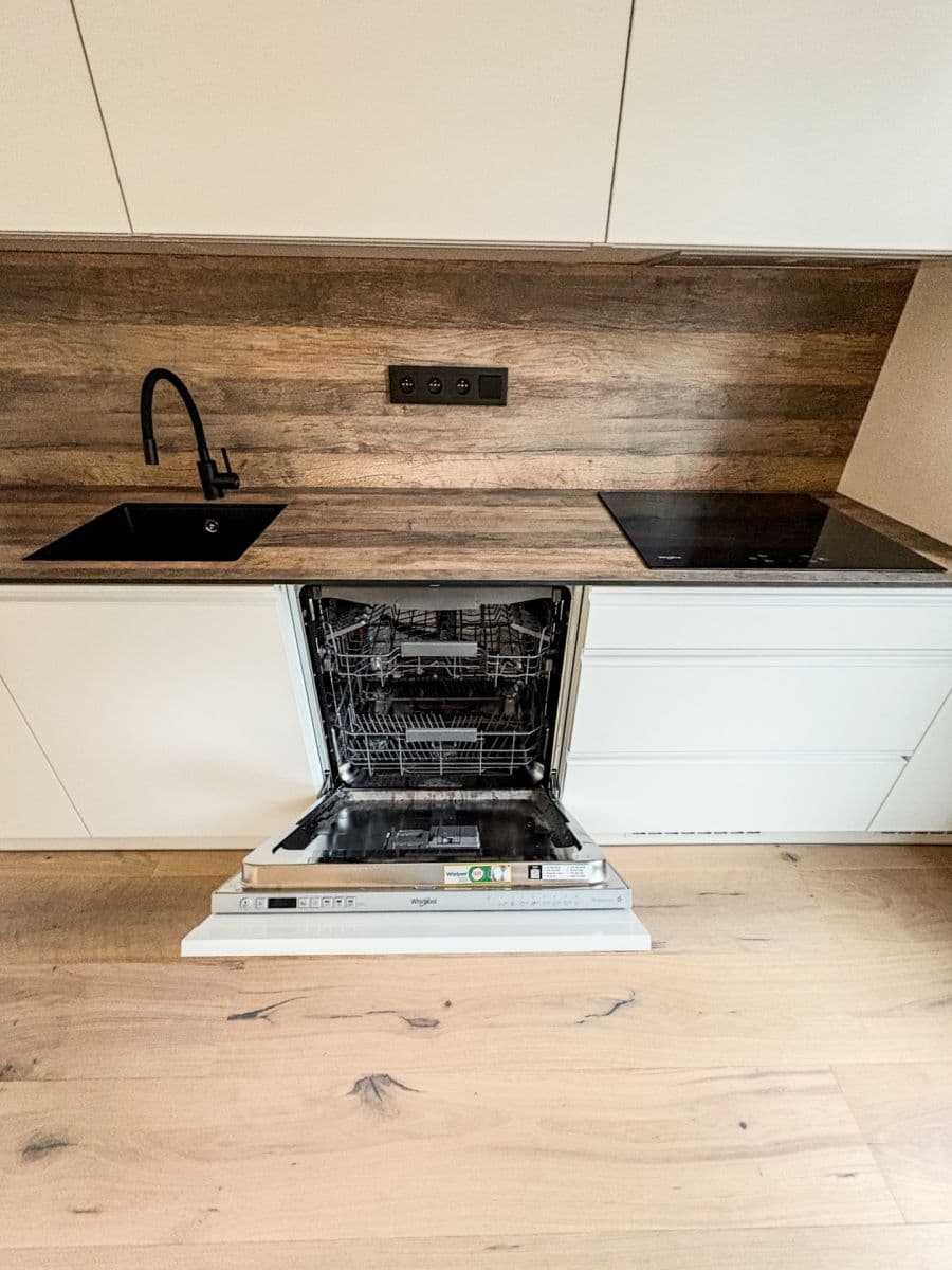 Studio flat to rent, 29 m², U Komína, Prague, Prague Studio flat to rent, 29 m², U Komína, Prague, Prague