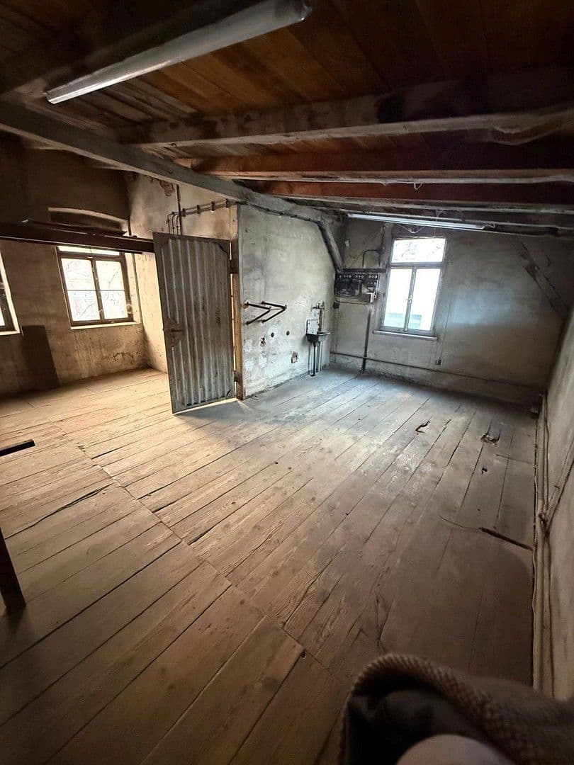 non-residential property to rent, 35 m², Hindelangerstraße, Stuttgar, Untertürkheim, Baden-Württemberg non-residential property to rent, 35 m², Hindelangerstraße, Stuttgar, Untertürkheim, Baden-Württemberg