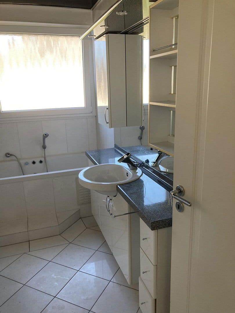 4 bedroom flat to rent, 109 m², Waldstraße 3, Kenn, Rhineland-Palatinate 4 bedroom flat to rent, 109 m², Waldstraße 3, Kenn, Rhineland-Palatinate