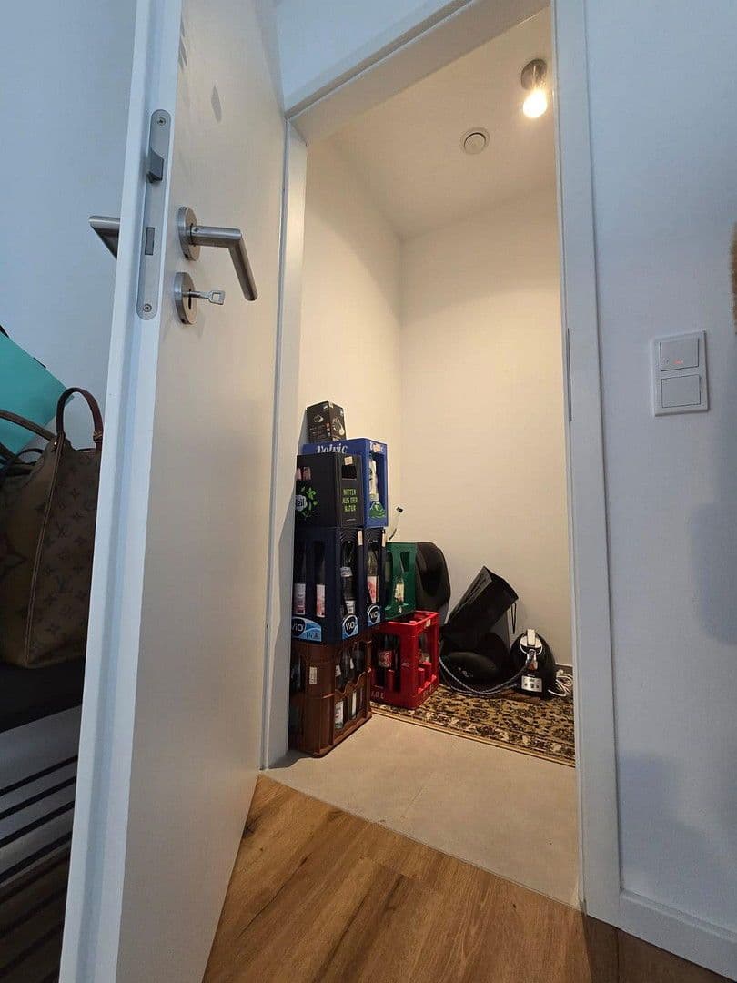 1 bedroom with open-plan kitchen flat to rent, 68 m², Frankfurt am Main, Hesse 1 bedroom with open-plan kitchen flat to rent, 68 m², Frankfurt am Main, Hesse