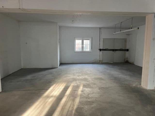 non-residential property to rent, 220 m², Burgstr.44, Leverkusen, North Rhine-Westphalia non-residential property to rent, 220 m², Burgstr.44, Leverkusen, North Rhine-Westphalia