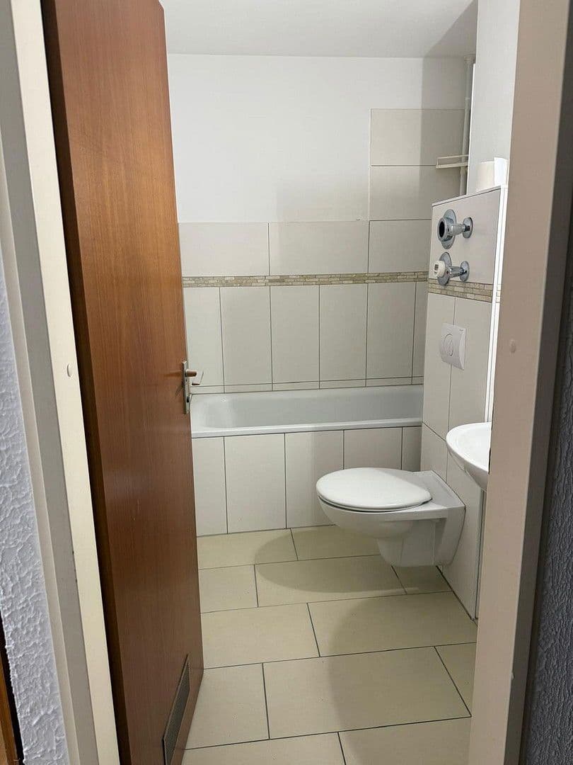 2 bedroom flat to rent, 66 m², Ludwigshafen, Rhineland-Palatinate 2 bedroom flat to rent, 66 m², Ludwigshafen, Rhineland-Palatinate