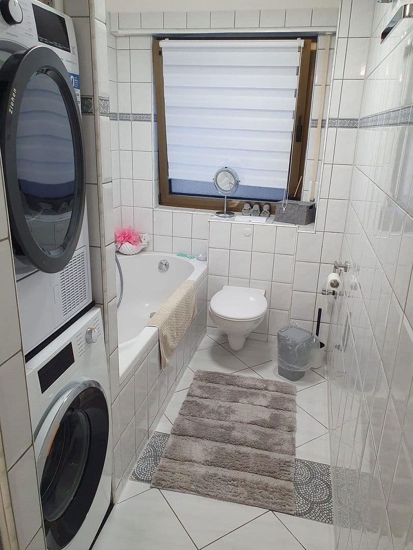 2 bedroom with open-plan kitchen flat to rent, 108 m², Heddesheim, Baden-Württemberg 2 bedroom with open-plan kitchen flat to rent, 108 m², Heddesheim, Baden-Württemberg