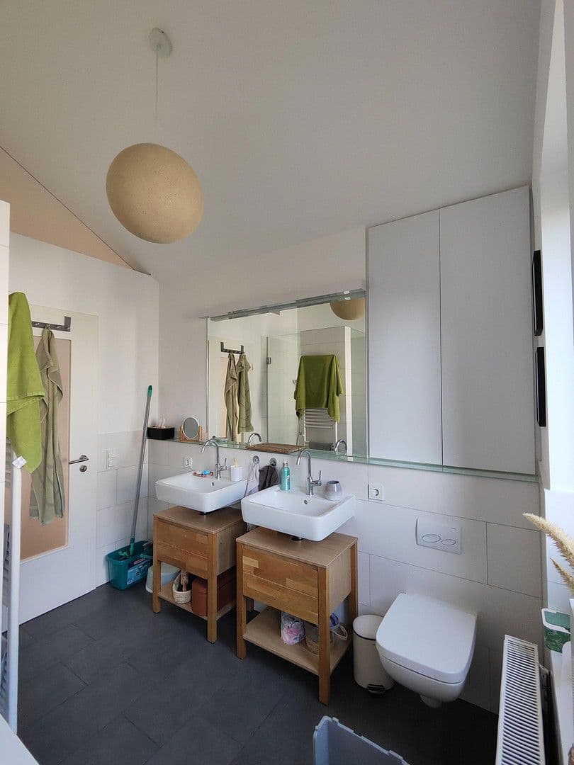 4 bedroom flat to rent, 114 m², Rheingaustraße 122, Wiesbaden-Biebrich, Hesse 4 bedroom flat to rent, 114 m², Rheingaustraße 122, Wiesbaden-Biebrich, Hesse