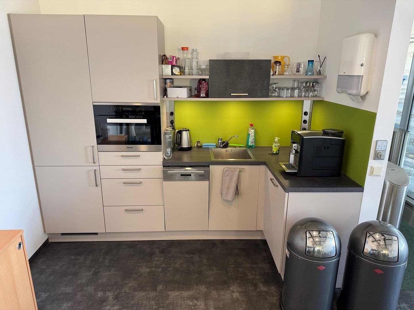 office to rent, 564 m², Georg-Schumann-Str. 294, Leipzig, Saxony office to rent, 564 m², Georg-Schumann-Str. 294, Leipzig, Saxony