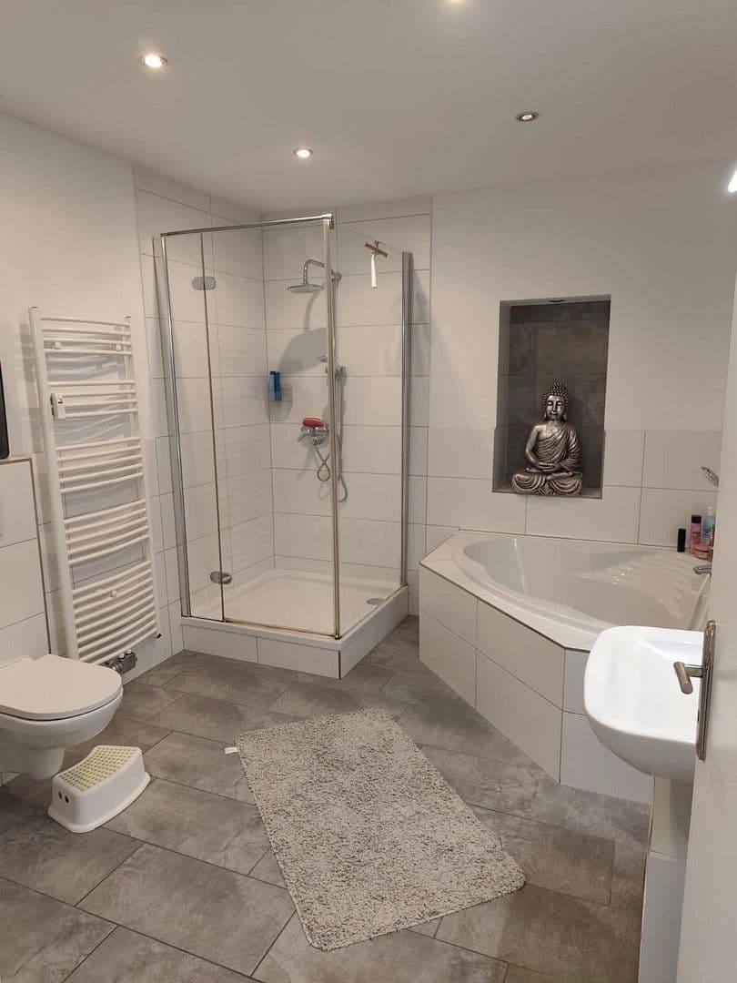 3 bedroom flat to rent, 85 m², Oberhausen, North Rhine-Westphalia 3 bedroom flat to rent, 85 m², Oberhausen, North Rhine-Westphalia