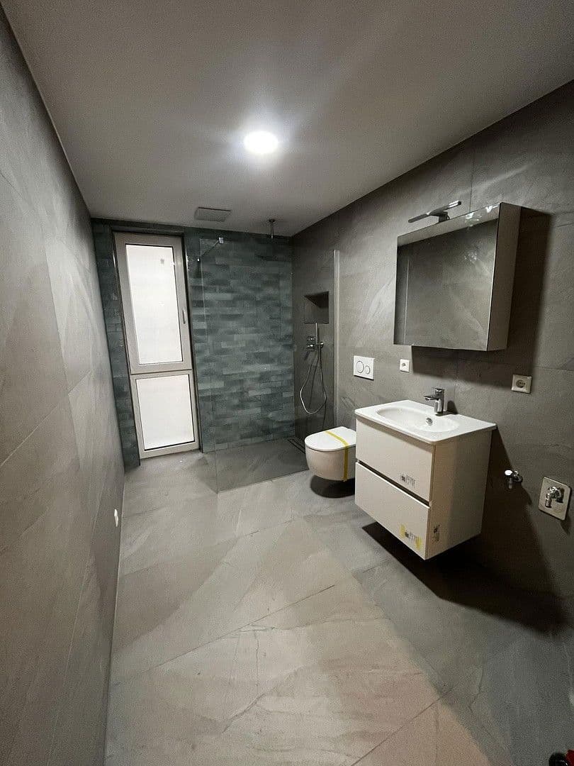 3 bedroom flat to rent, 100 m², Nürtingen, Baden-Württemberg 3 bedroom flat to rent, 100 m², Nürtingen, Baden-Württemberg