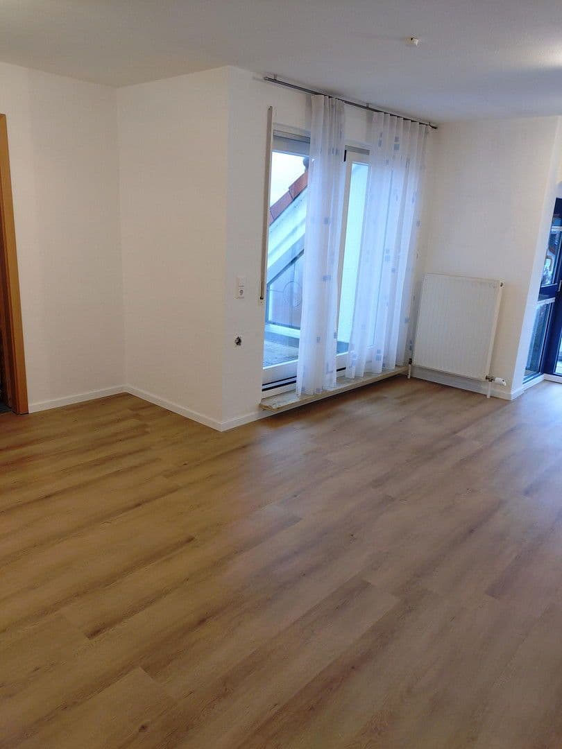 1 bedroom with open-plan kitchen flat to rent, 44 m², Sachsenheim, Baden-Württemberg 1 bedroom with open-plan kitchen flat to rent, 44 m², Sachsenheim, Baden-Württemberg