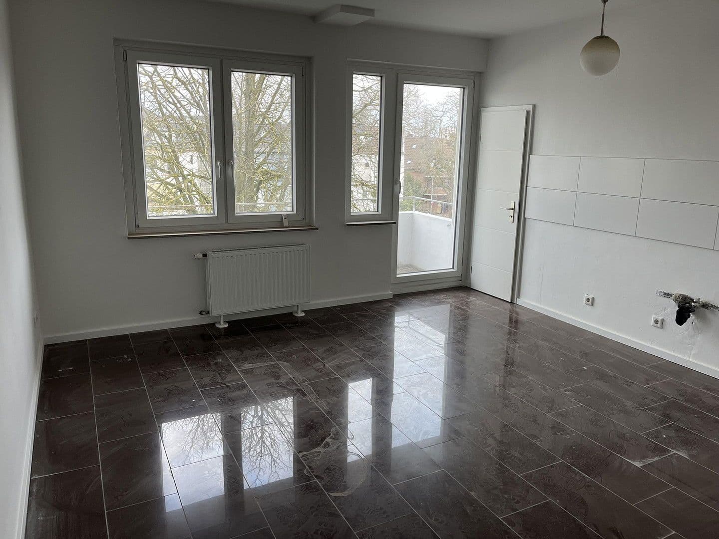 2 bedroom with open-plan kitchen flat to rent, 92 m², St.-Anton-Str. 21, Krefeld, North Rhine-Westphalia 2 bedroom with open-plan kitchen flat to rent, 92 m², St.-Anton-Str. 21, Krefeld, North Rhine-Westphalia